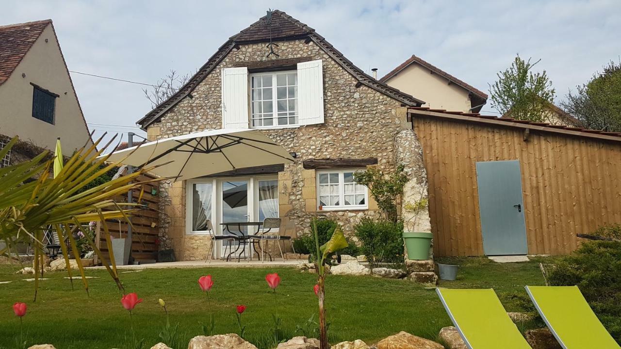Le Clos Des Etoiles Le Bugue Bagian luar foto